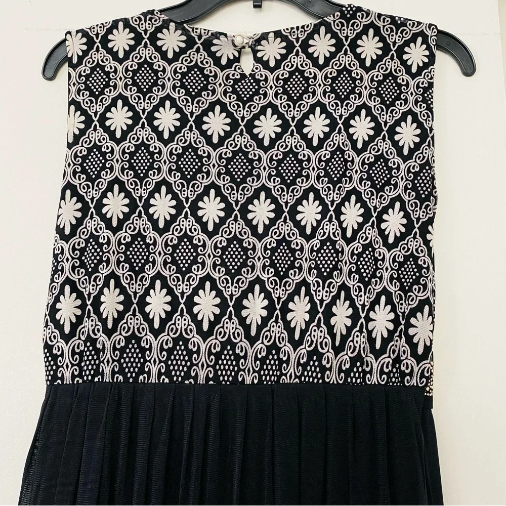 Mesh MIDI dress. Black dress. - Picture 4 of 16